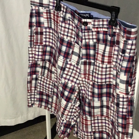 Chaps Red/Blue Patchwork Shorts size 34, Fun shorts for Golf,or Casual e… - Picture 2 of 5